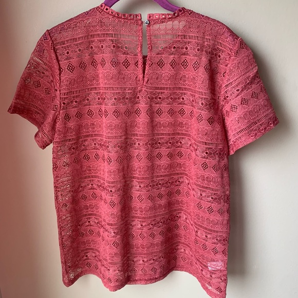 New ann taylor LOFT lace crochet open knit rose top - Picture 2 of 4